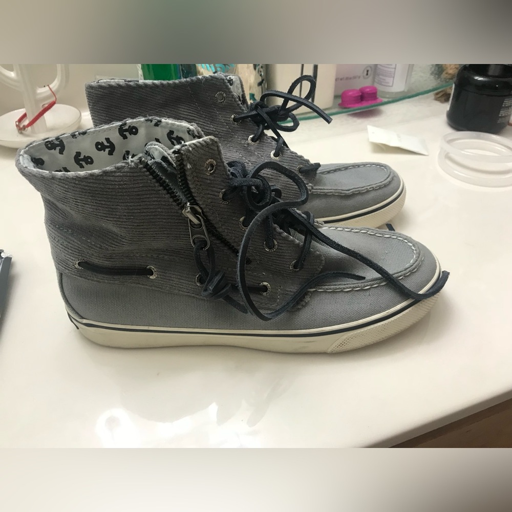 Grey ankle Sperry boat shoes